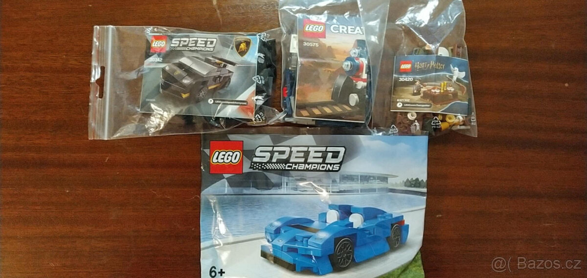 Různé lego polybagy