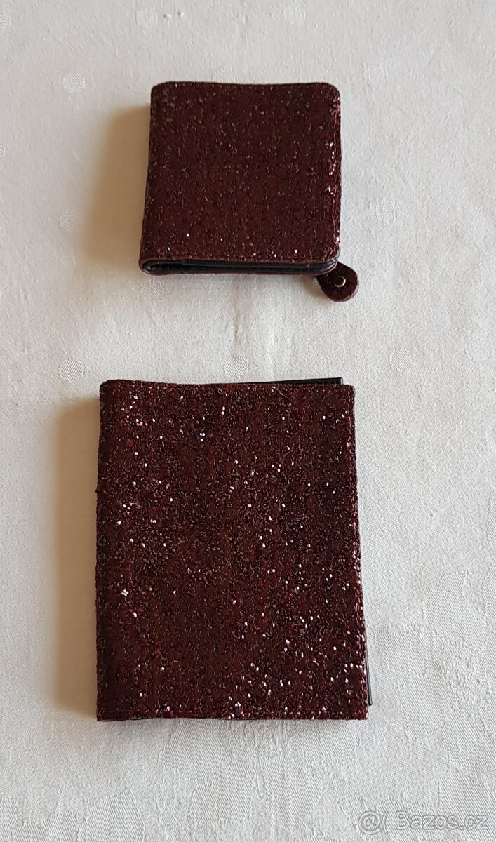 Peněženka a destičky/obal na doklady – sada