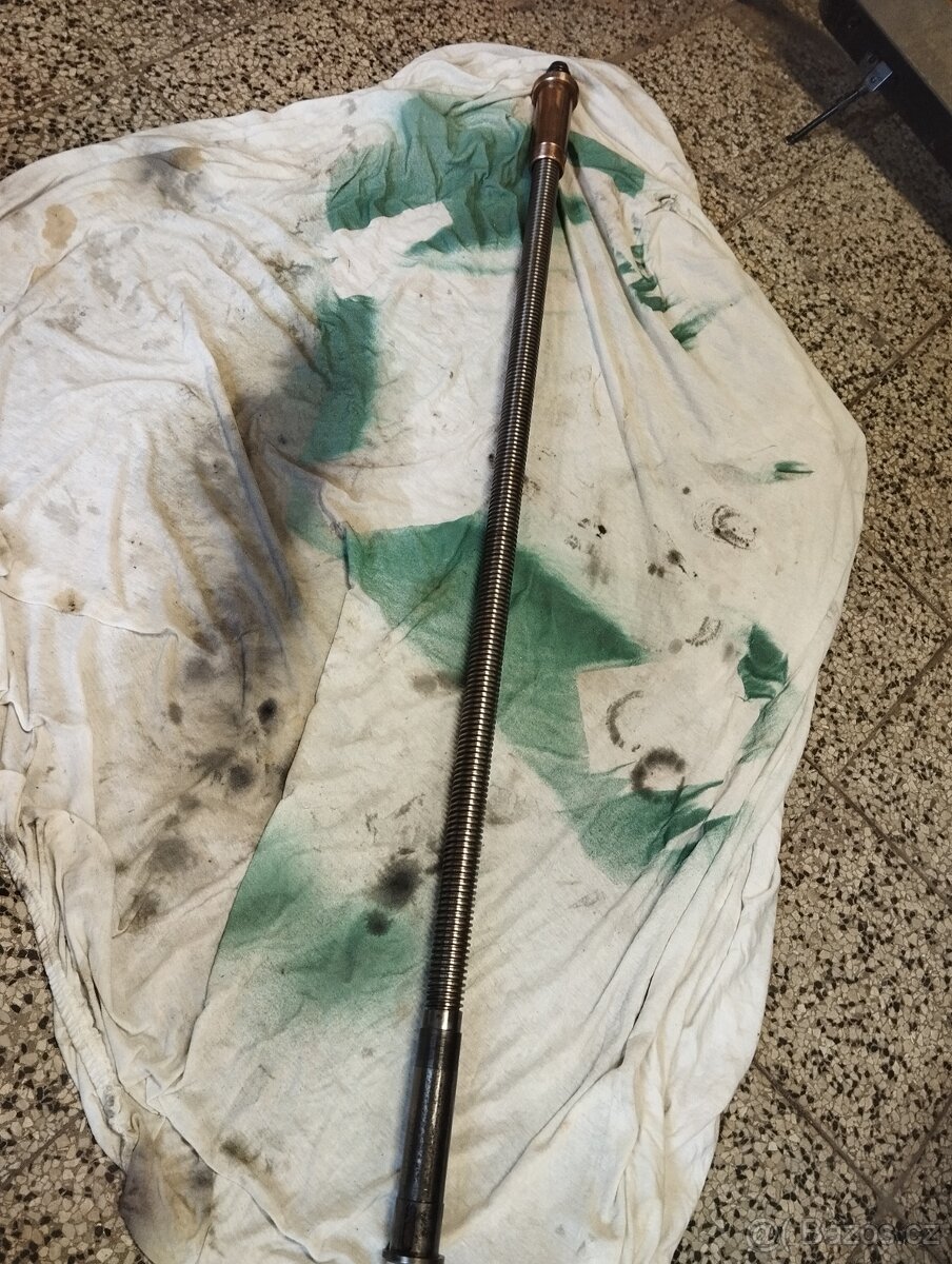 Trapézový šroub/šroubovice