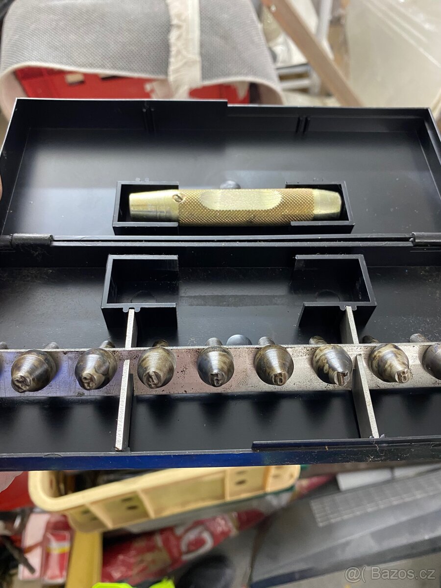 Sada číslicových raznic