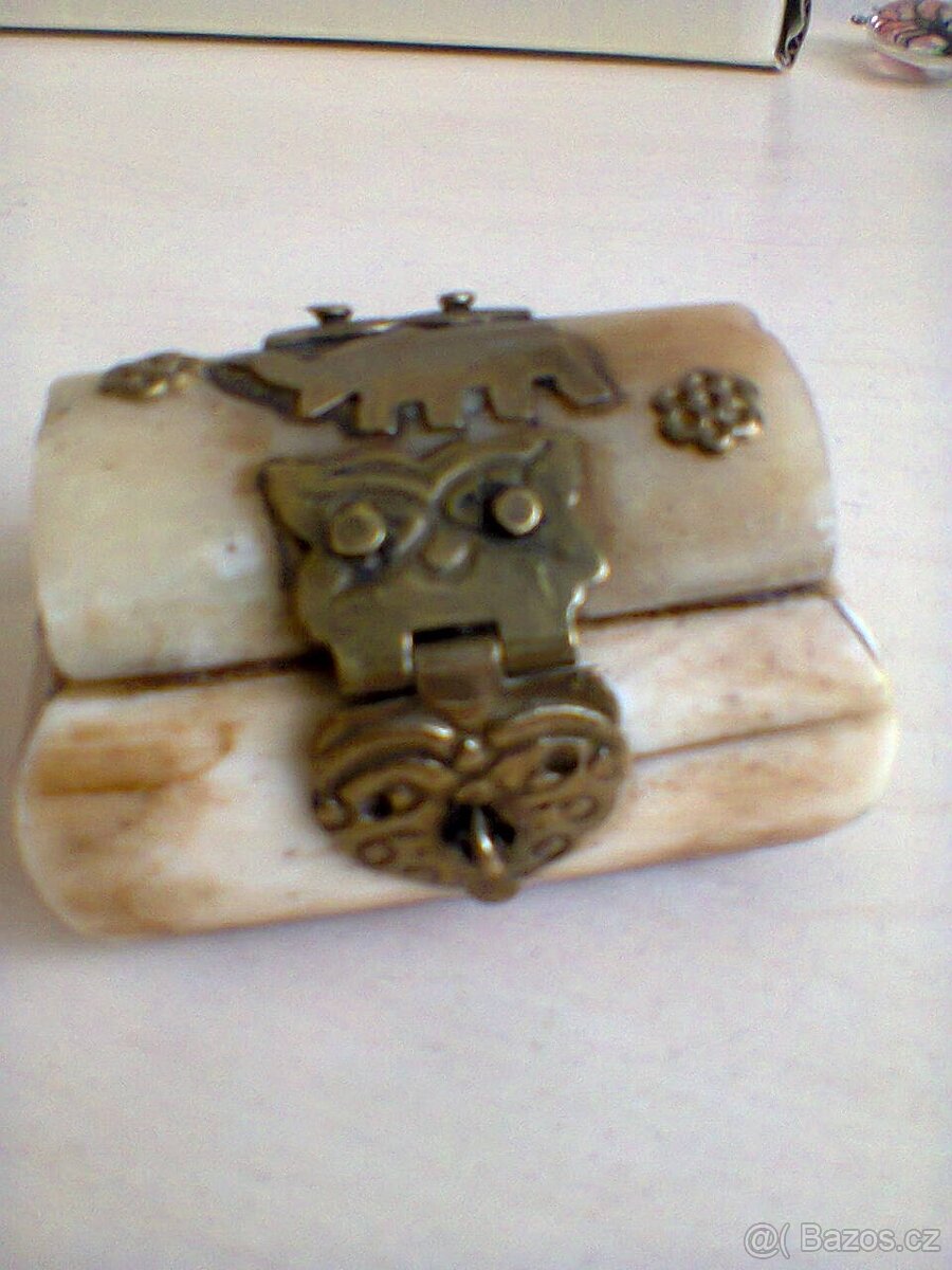 Krabička z Indie na drobné šperky