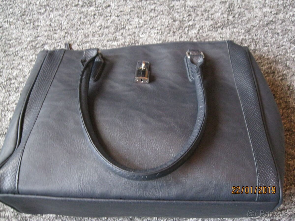 Kabelka tmavě modrá syntetika