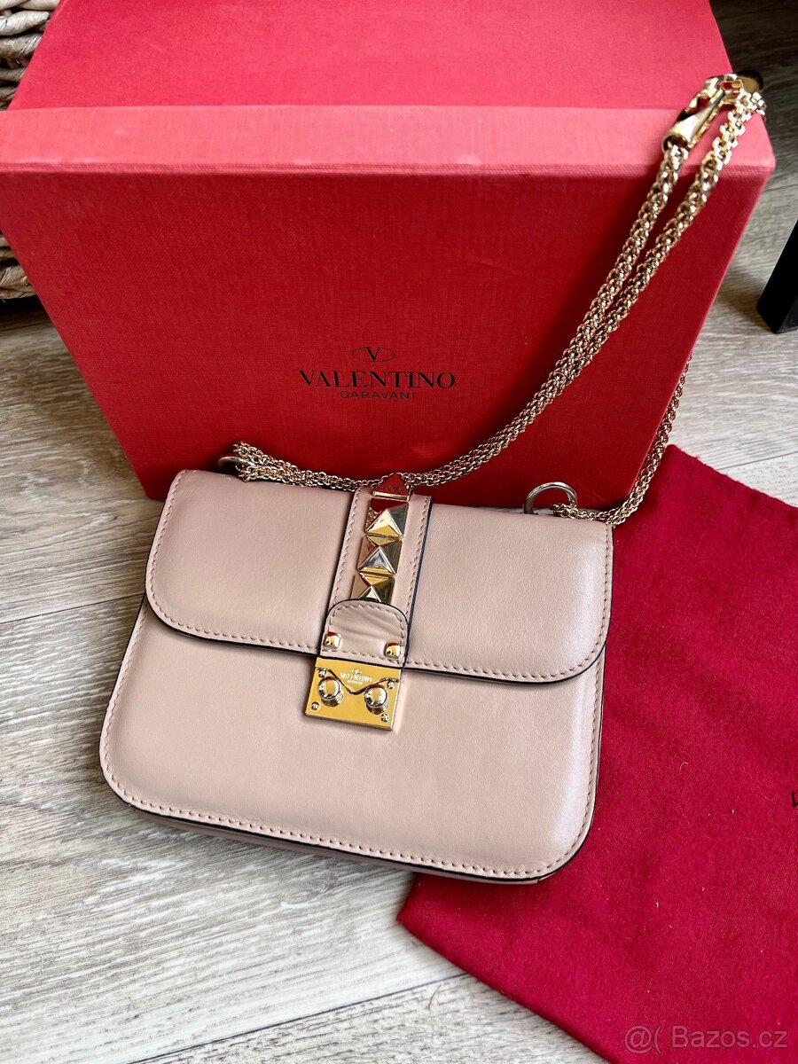 Valentino Rockstud Calfskin Chain kabelka