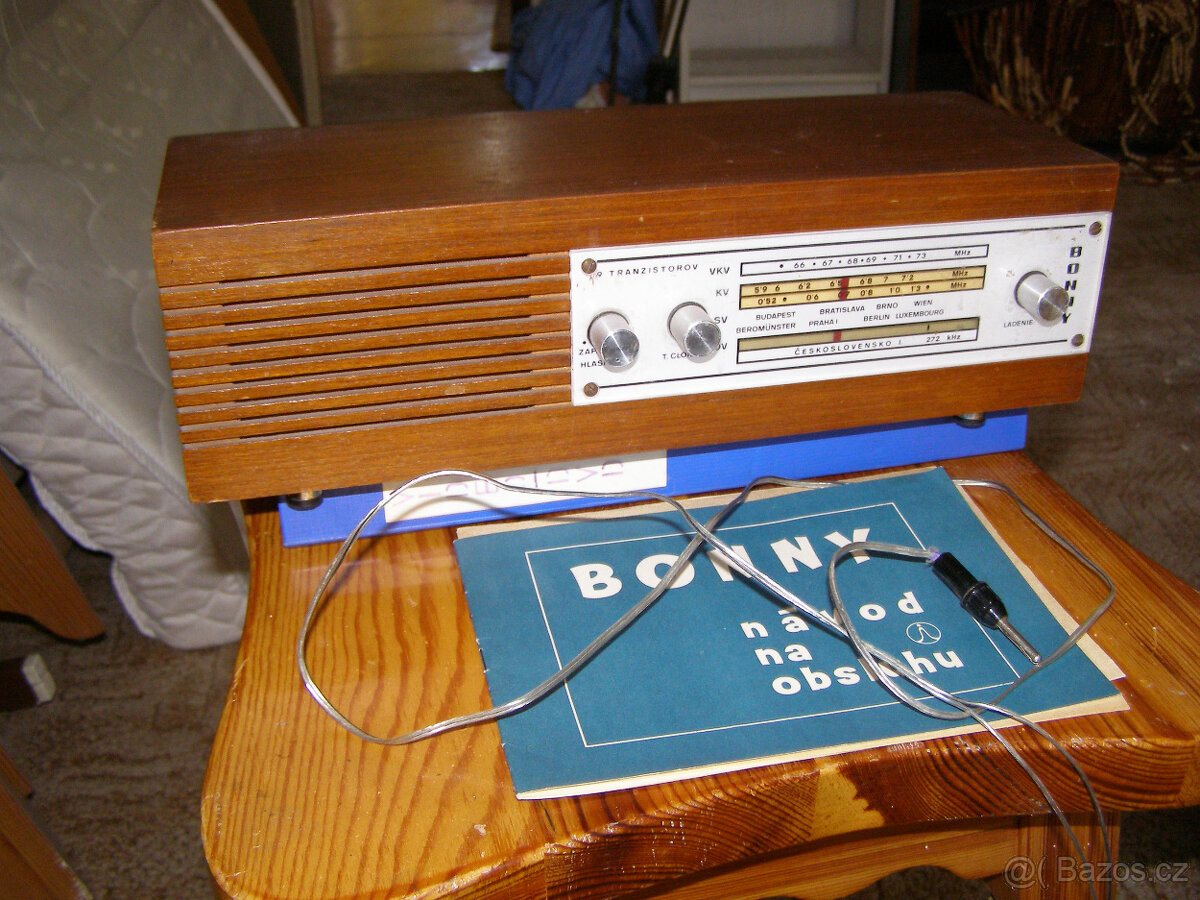 Staré rádio BONNY
