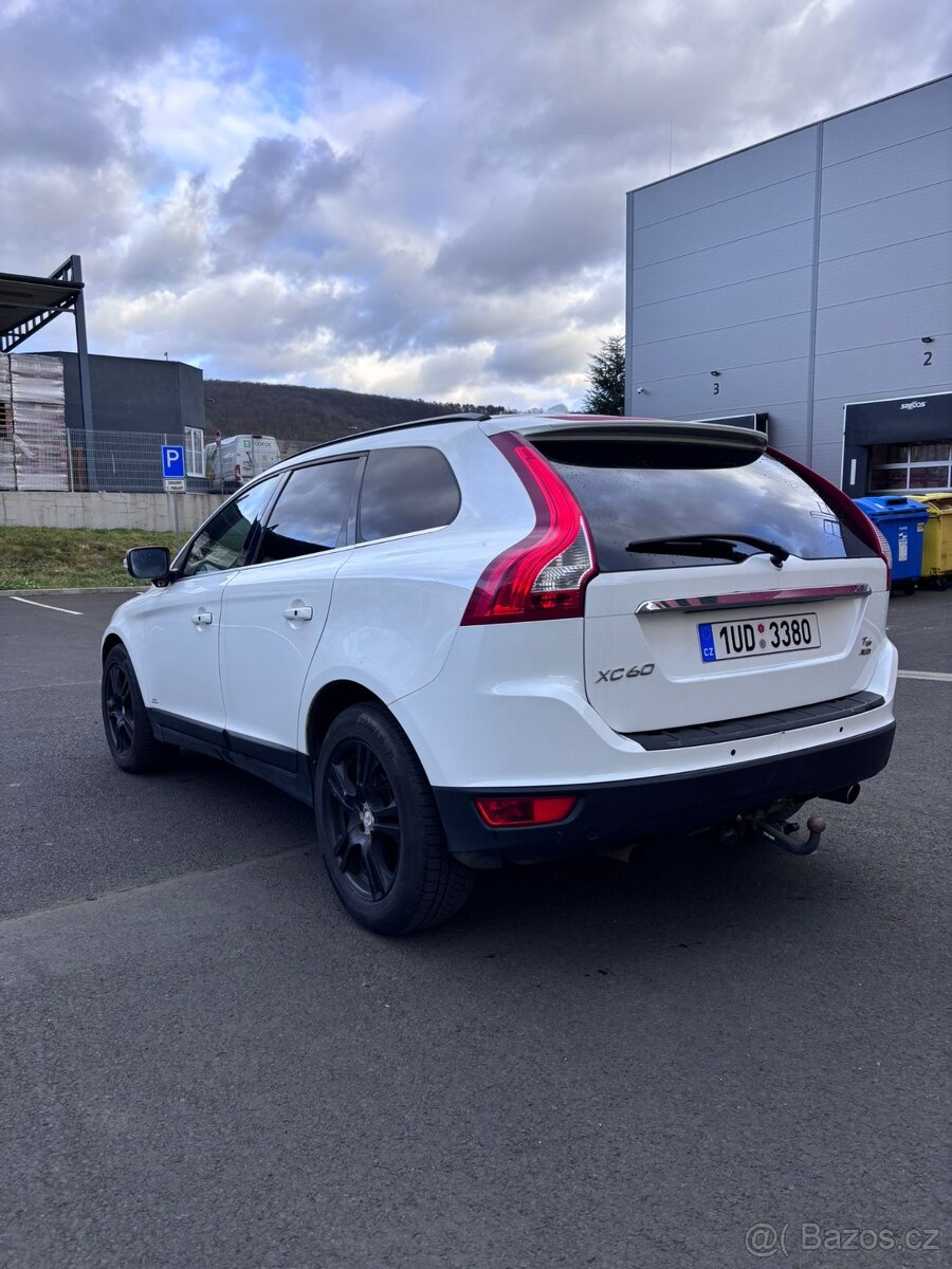 VOLVO XC60 3.0 210 KW, LPG