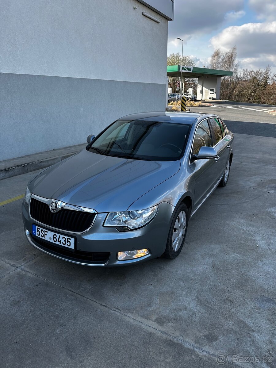 Pronájem auta Škoda Superb II