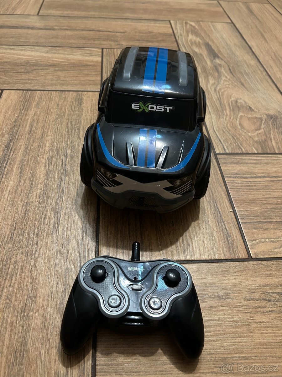 Auto na dálkový ovládání