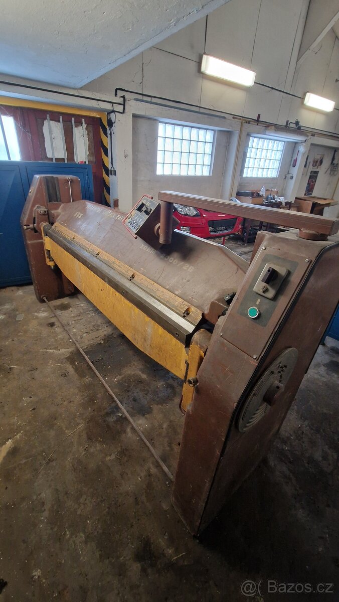 Hydraulicka ohybacka