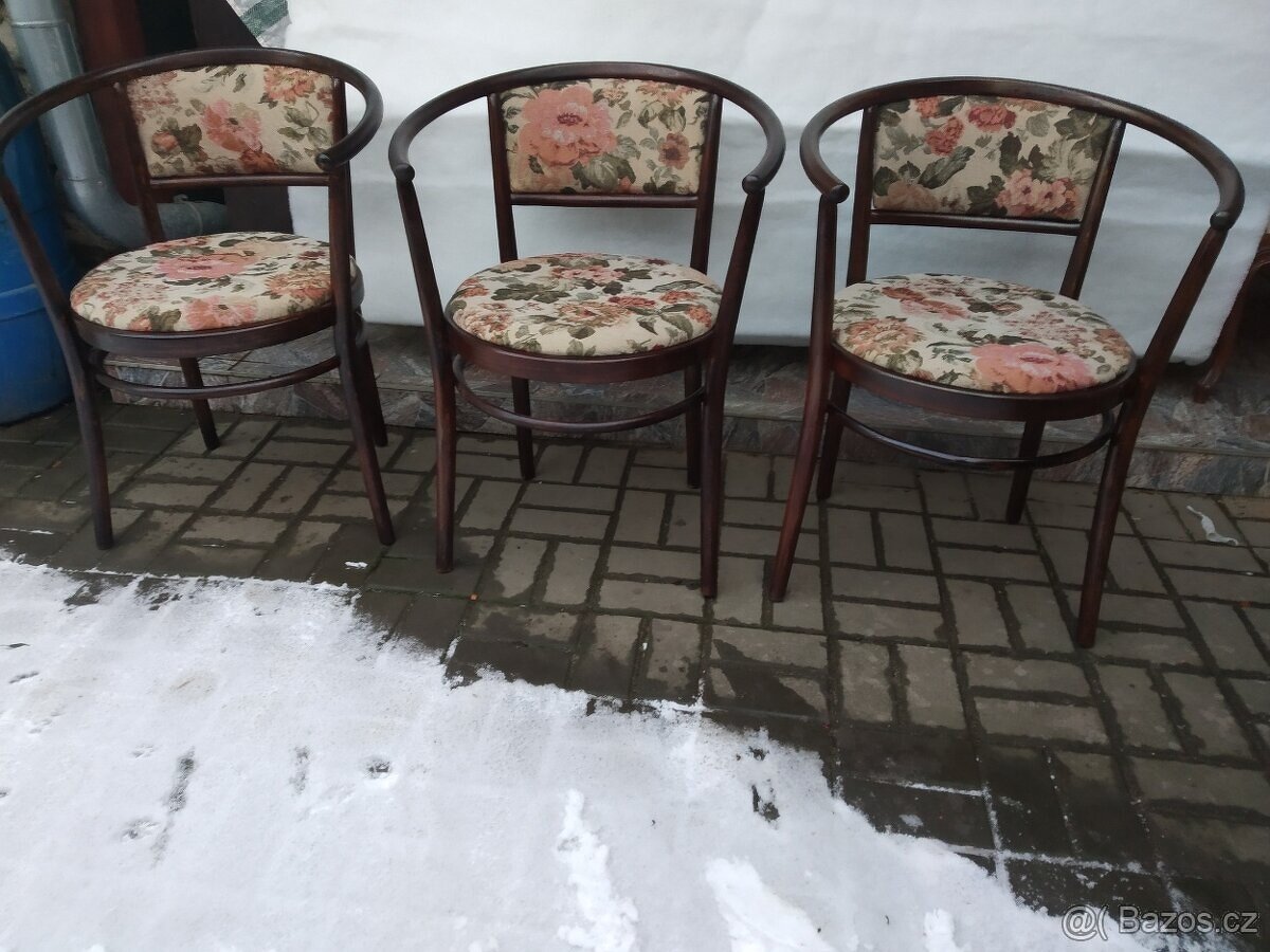Křesla Thonet,po renovaci.