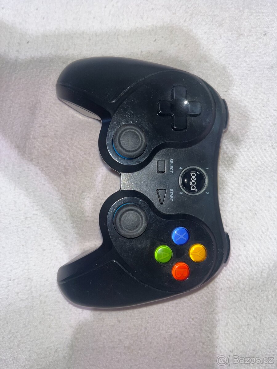 iPega 9157 – bezdrátový herní ovladač (jako nový)