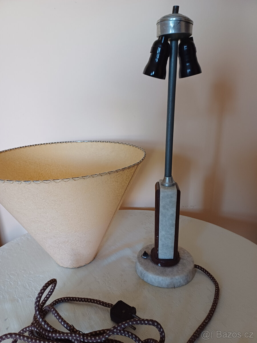Starožitná lampička