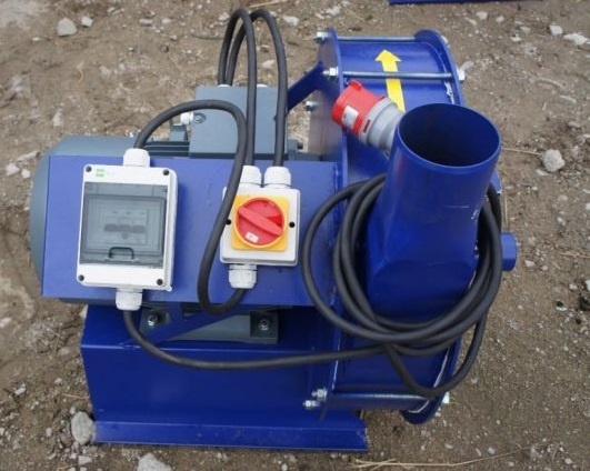 Srotovnik na obili slamu seno