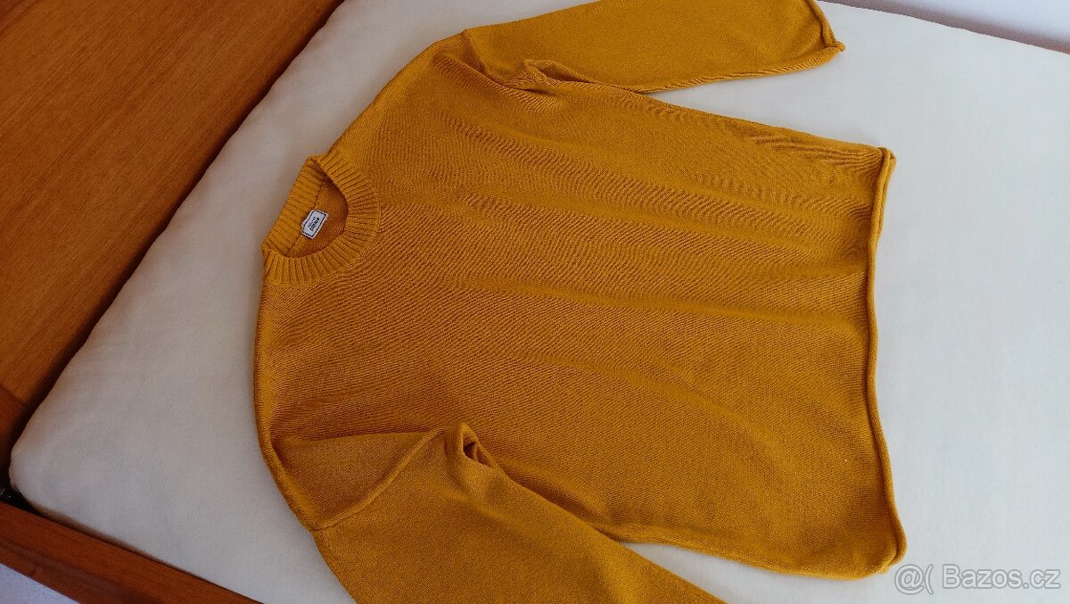 Dámský svetr vel. 40