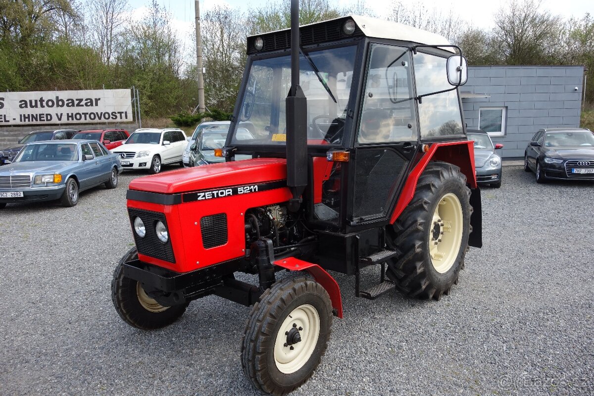 Zetor 5211 s SPZ r.v. 1990