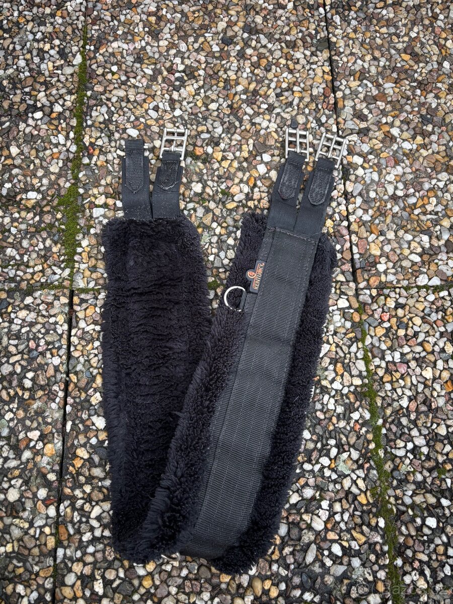 Podbřišník Kentucky s beránkem 125 cm