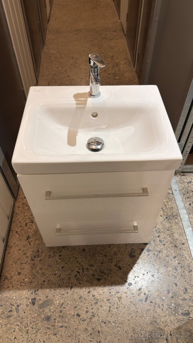 Koupelnová skříňka s umyvadlem Cersanit Medley 50x59x40 cm