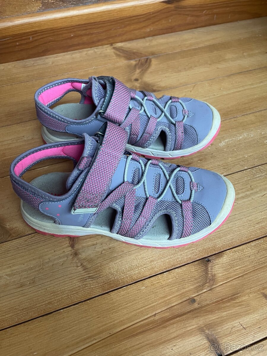 Dívčí sandálky Superfit, vel.33