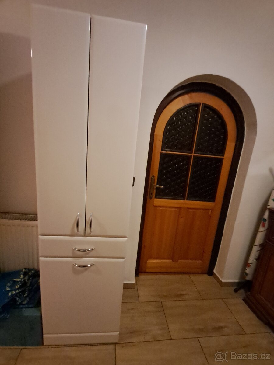 Koupelnový nábytek