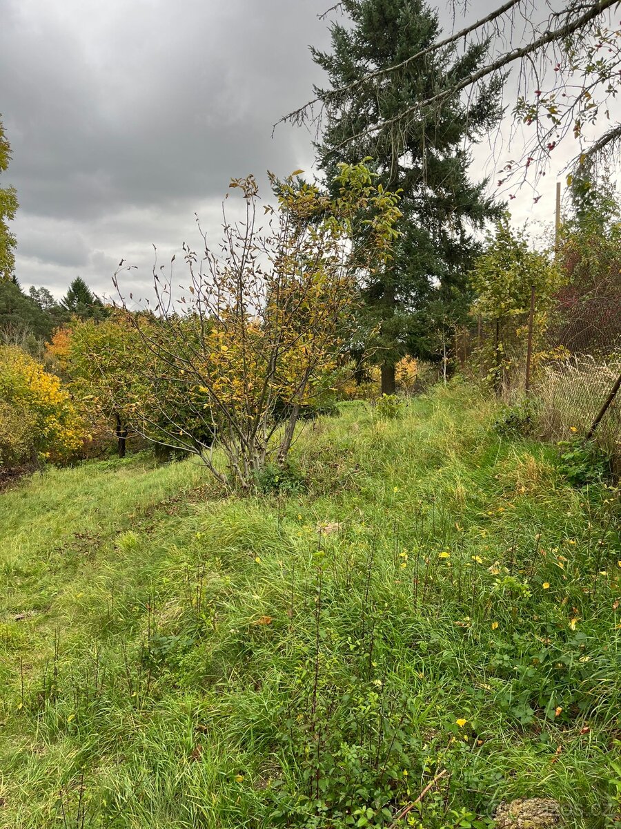 Prodej stavebního pozemku 1335 m²