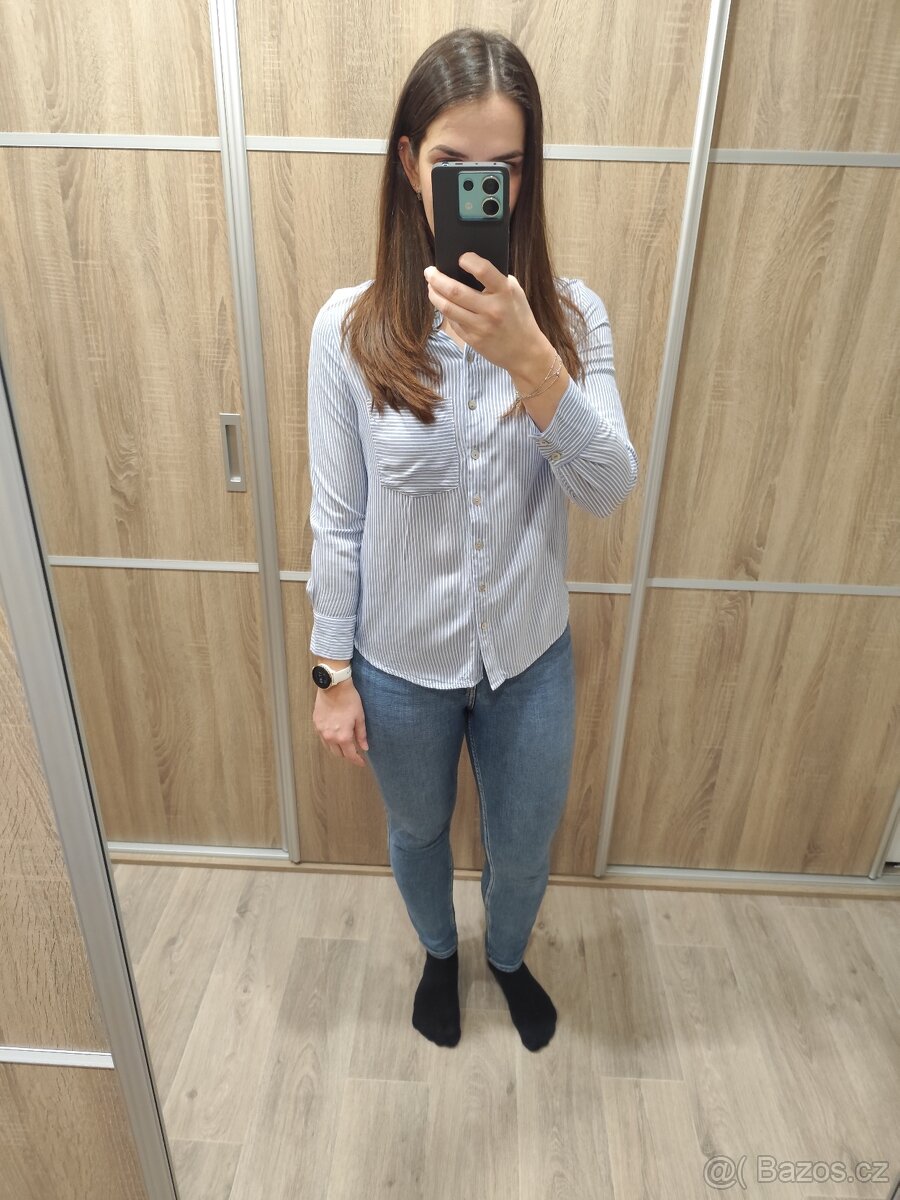 Reserved nová modrobílá košile vel. M
