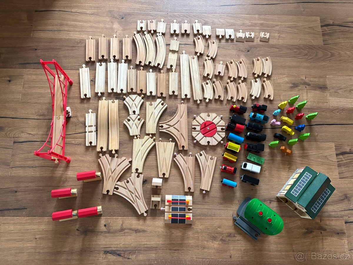 Dřevěná vláčkodráha a příslušenství