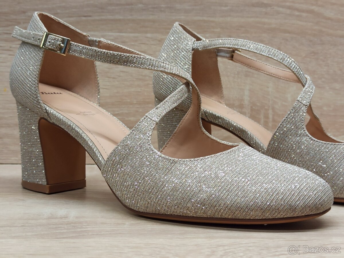 Dámské společenské boty vel.39 BAŤA