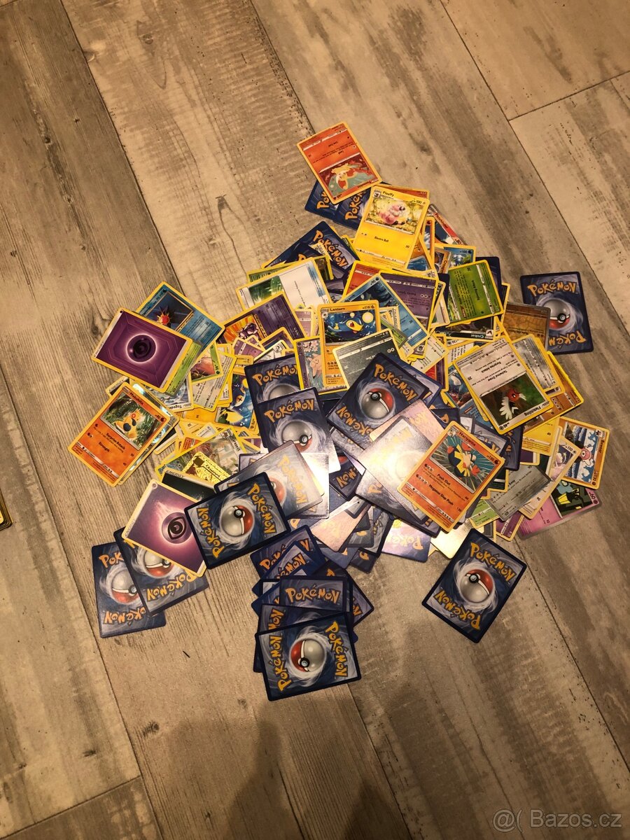 prodám kartičky pokémon