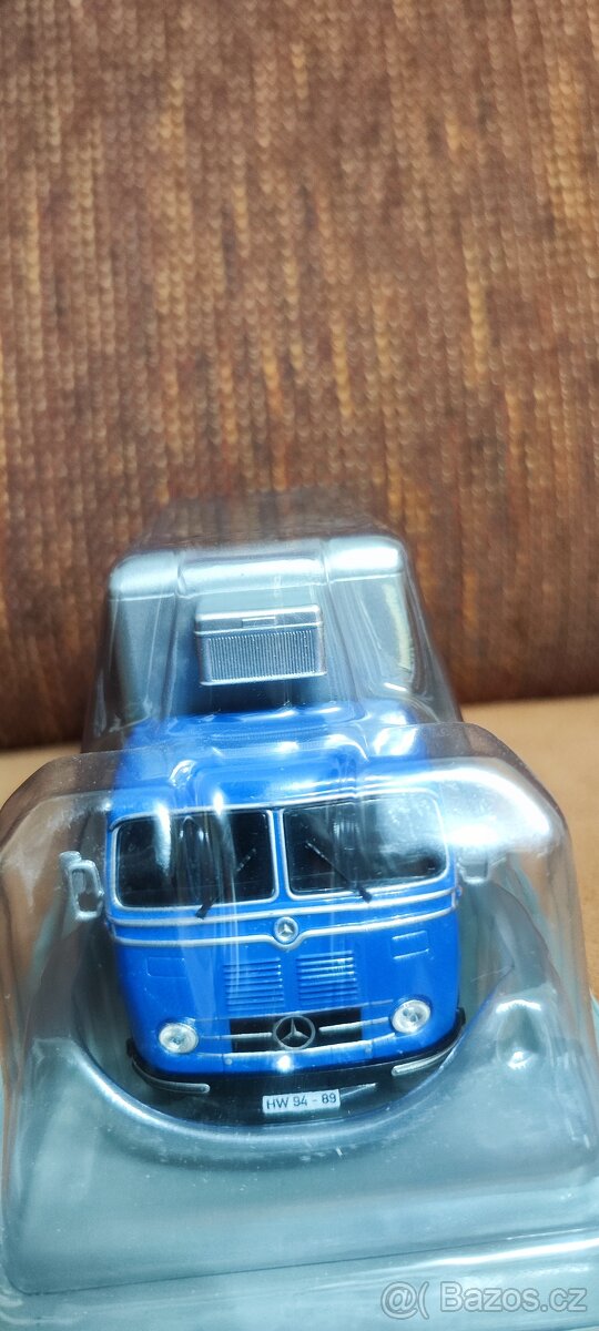 Mercedes Benz LP334 1:43 model DeA