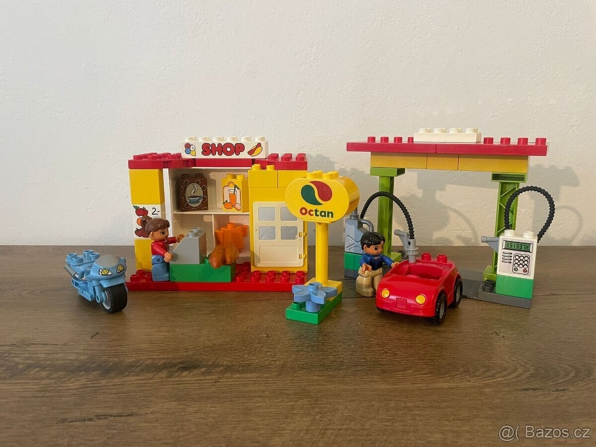 Lego Duplo čerpací stanice s myčkou