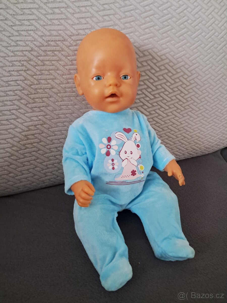 Panenka Baby Born