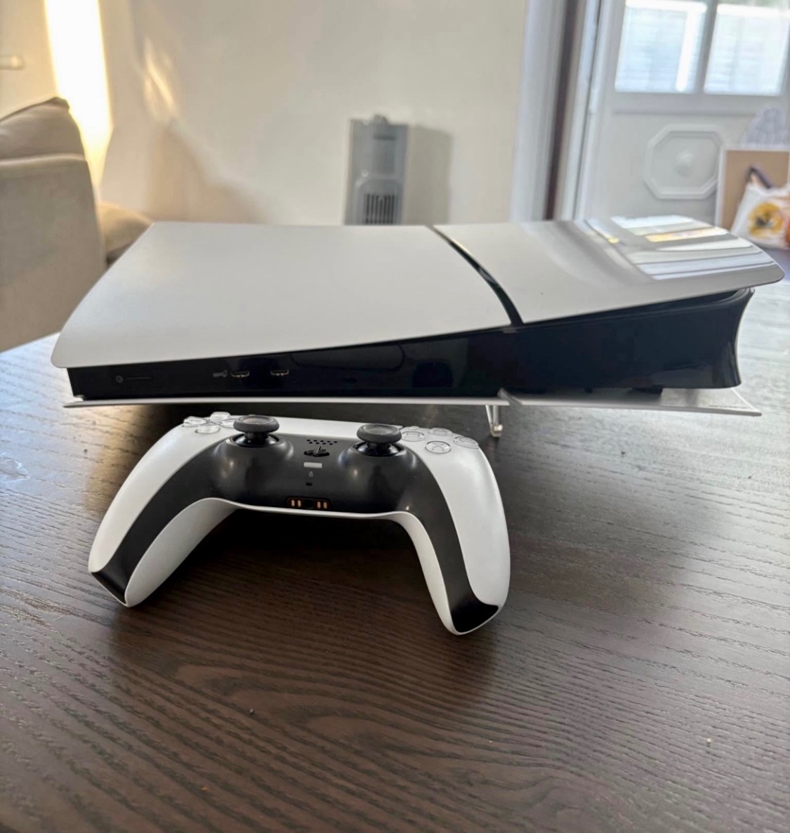 Playstation 5 slim , záruka