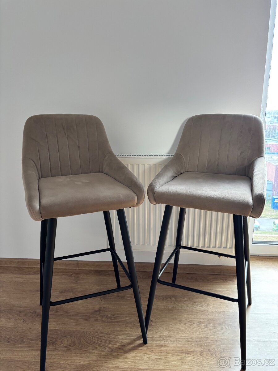 Prodám 2 barové židle