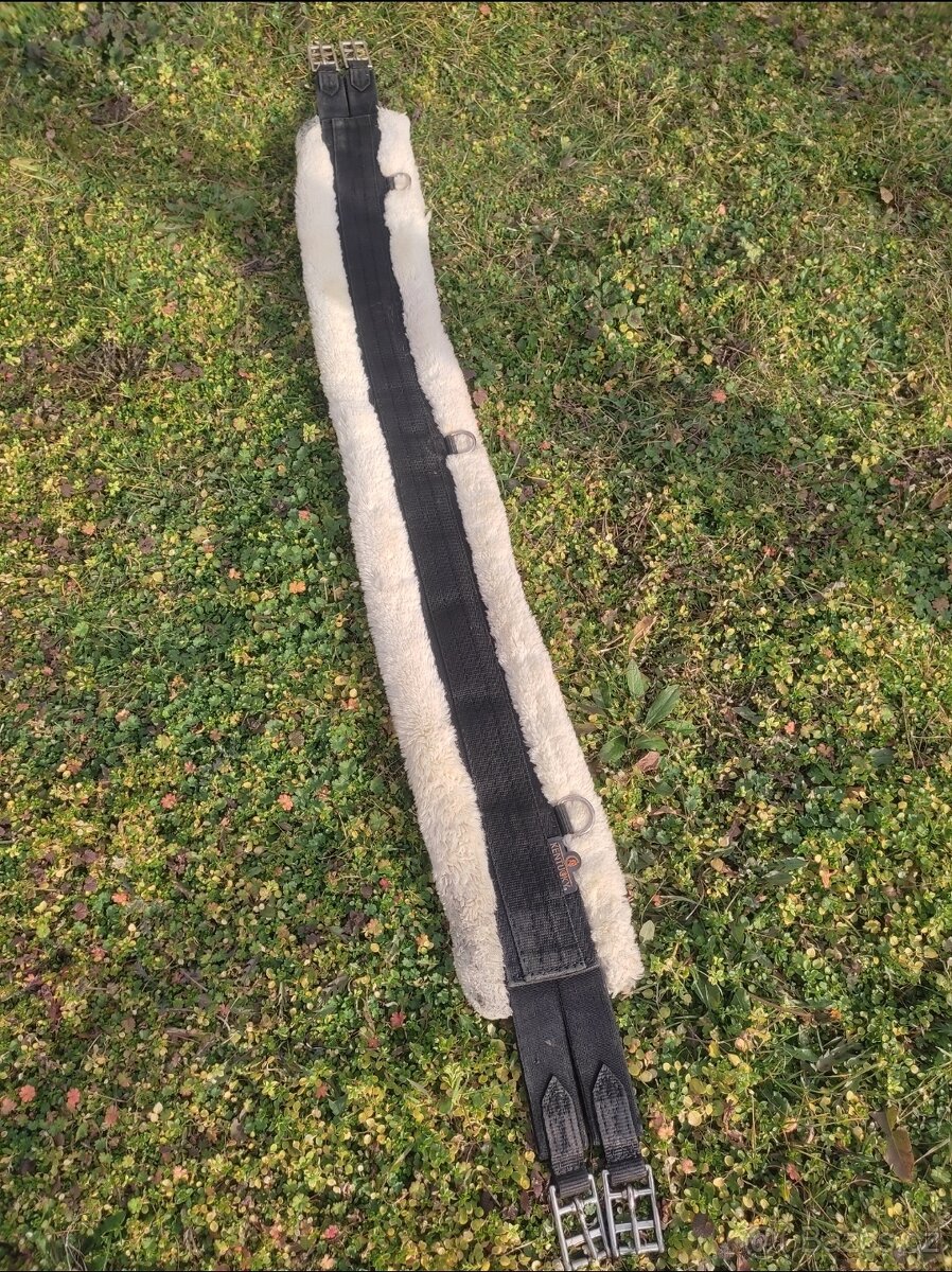 Kentucky podbřišník s beránkem 140cm