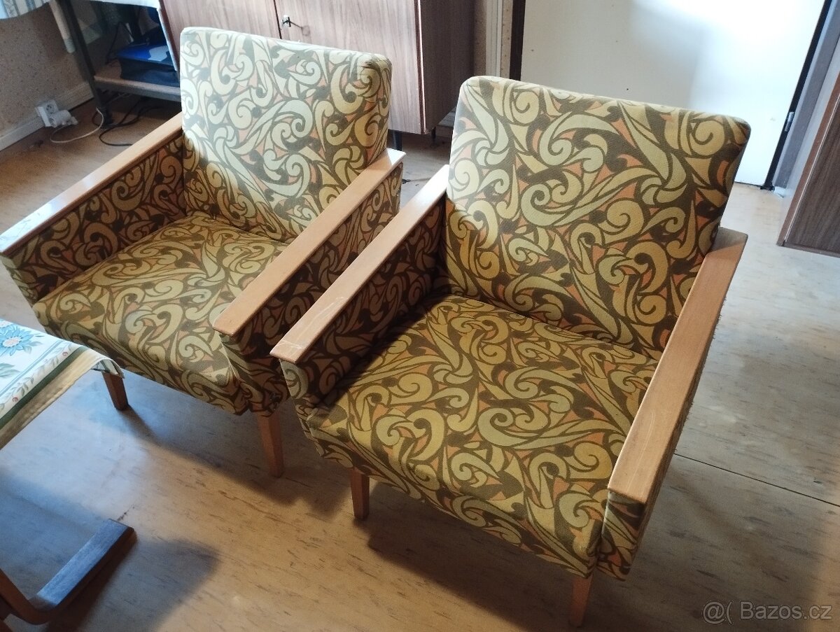Retro křesla nábytek Tatra