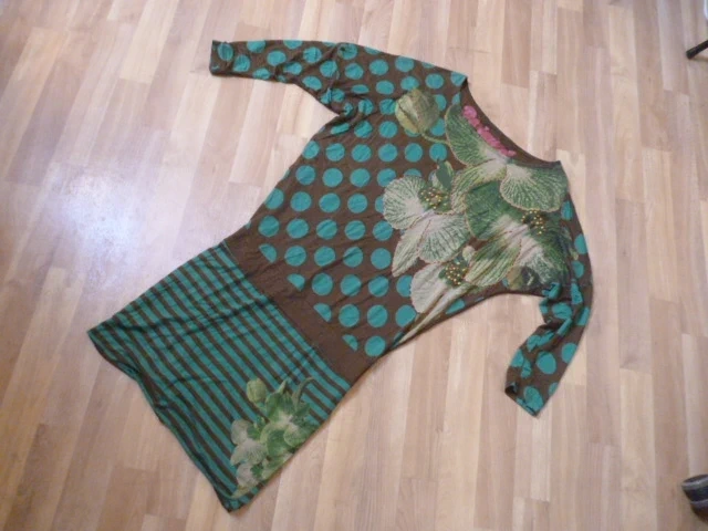 triko Desigual vel.M