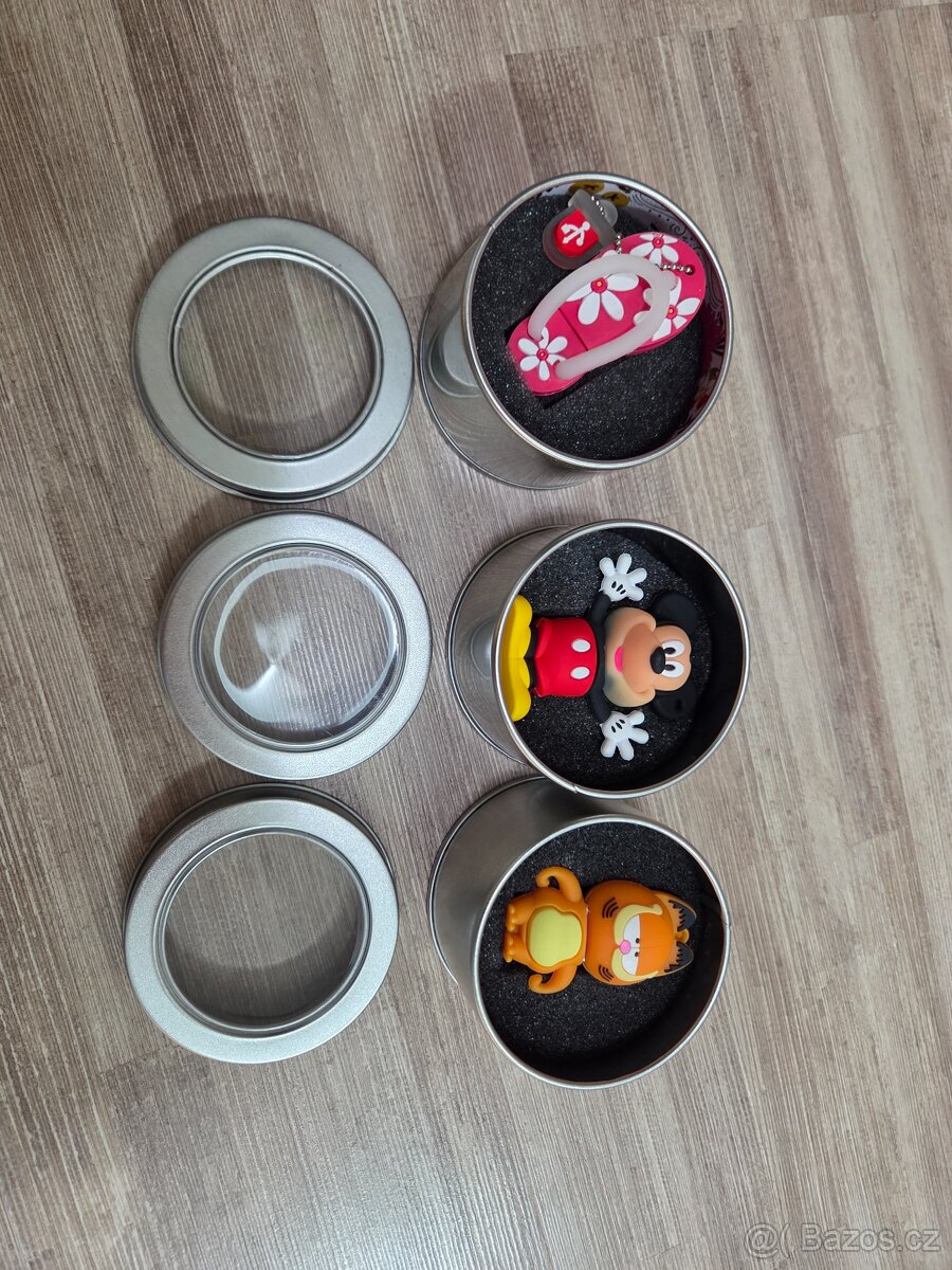 Usb 64 GB nove Disney v darkove krabicce