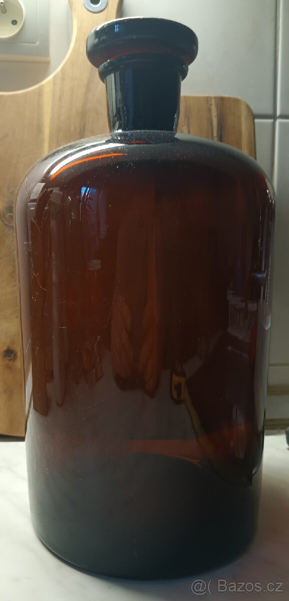 Starožitná lékárnická nádoba v nádherném stavu