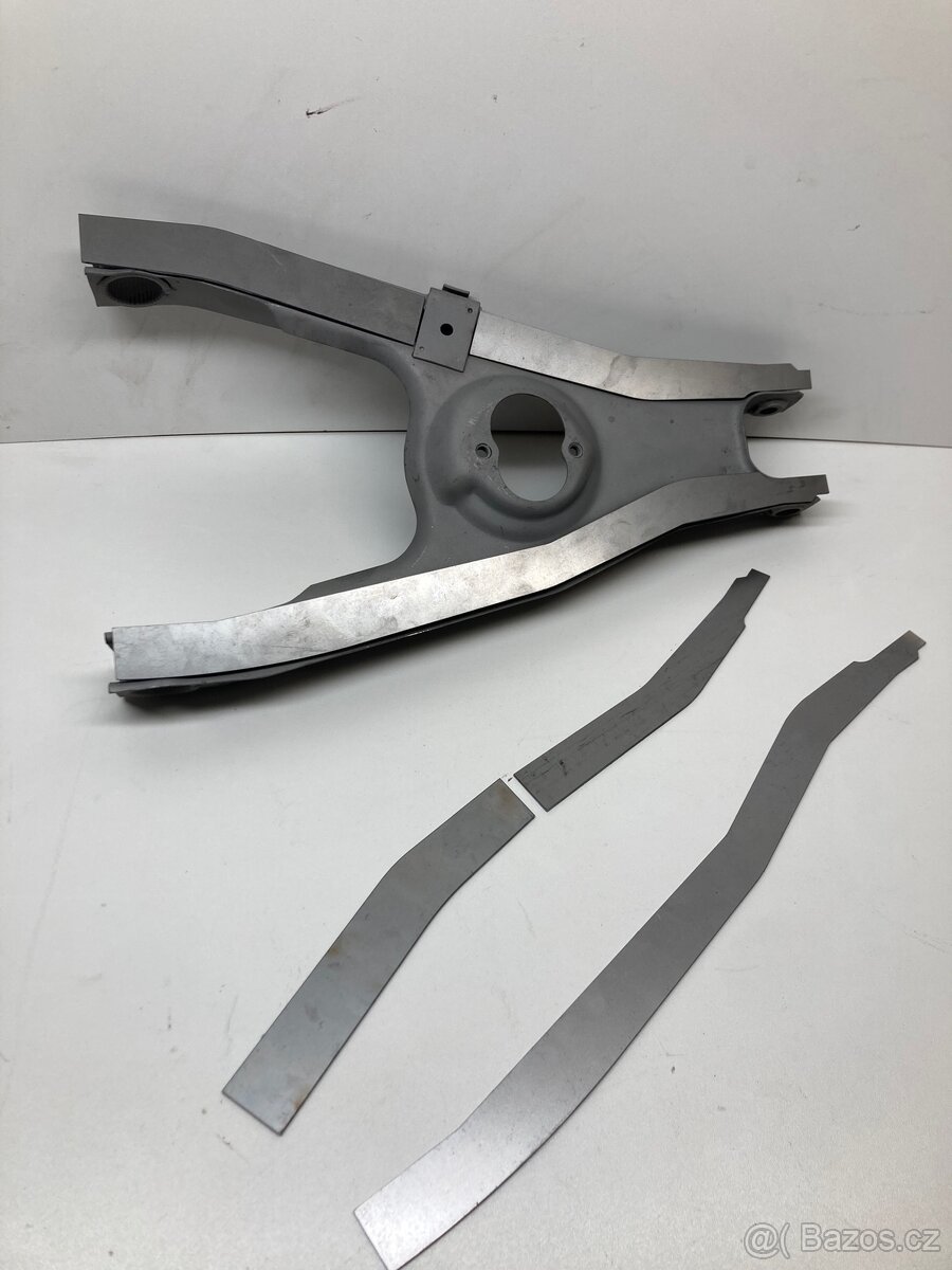 Výztuhy přední nápravy - dlouhé - Škoda