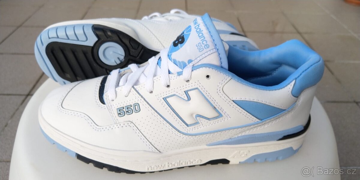 New Balance 550