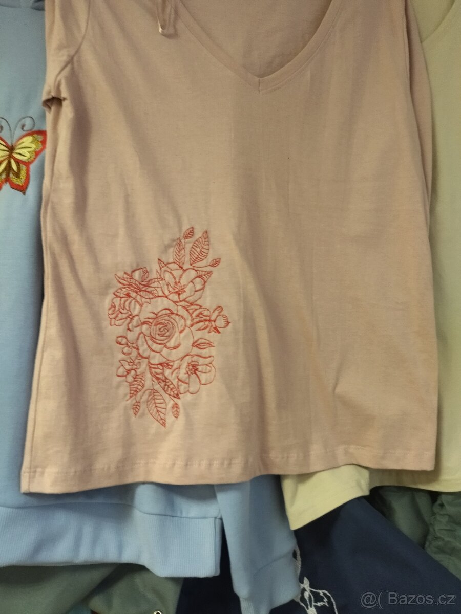 Originální triko velikosti M