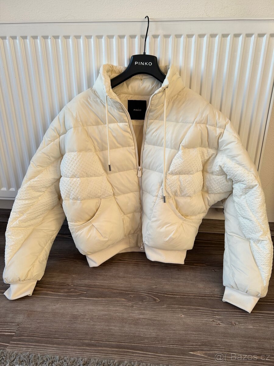 Pinko zimní bunda velikost M-L, nová