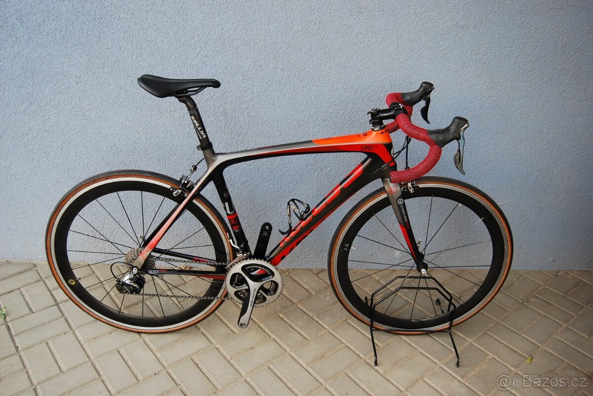 Kellys URC 90 Carbon 52CM