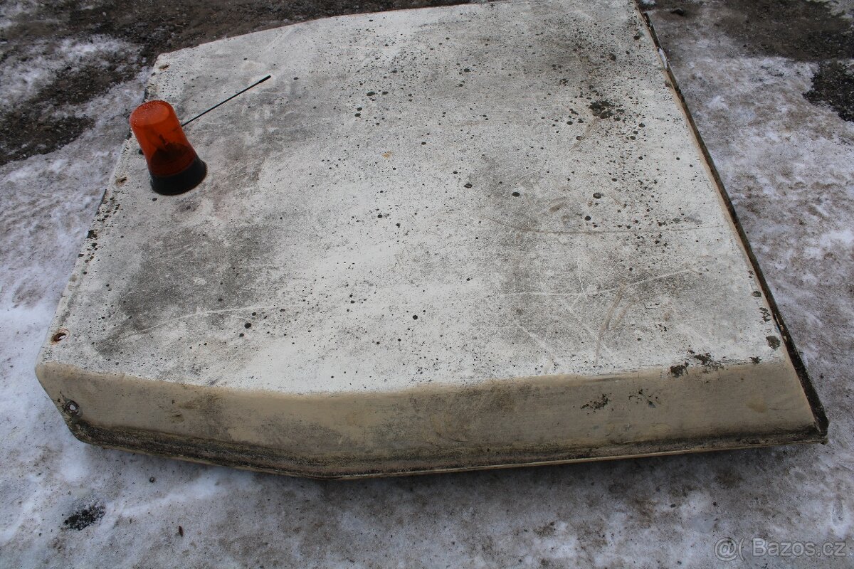 Zetor 7011 7211 7711 laminátová střecha