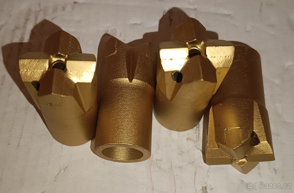 vrtací korunka křížová pr.32, 34, 36/22