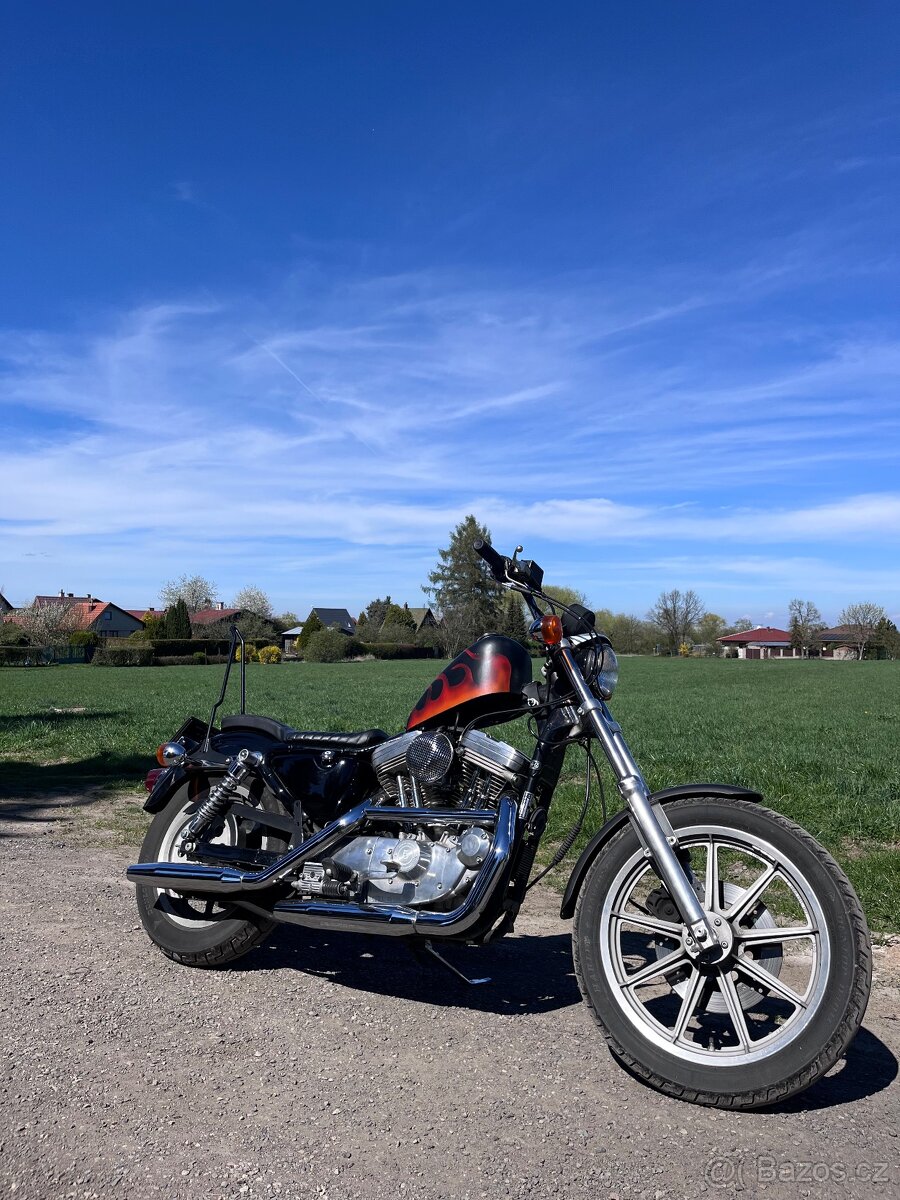 Harley Davidson sportster 883 hugger