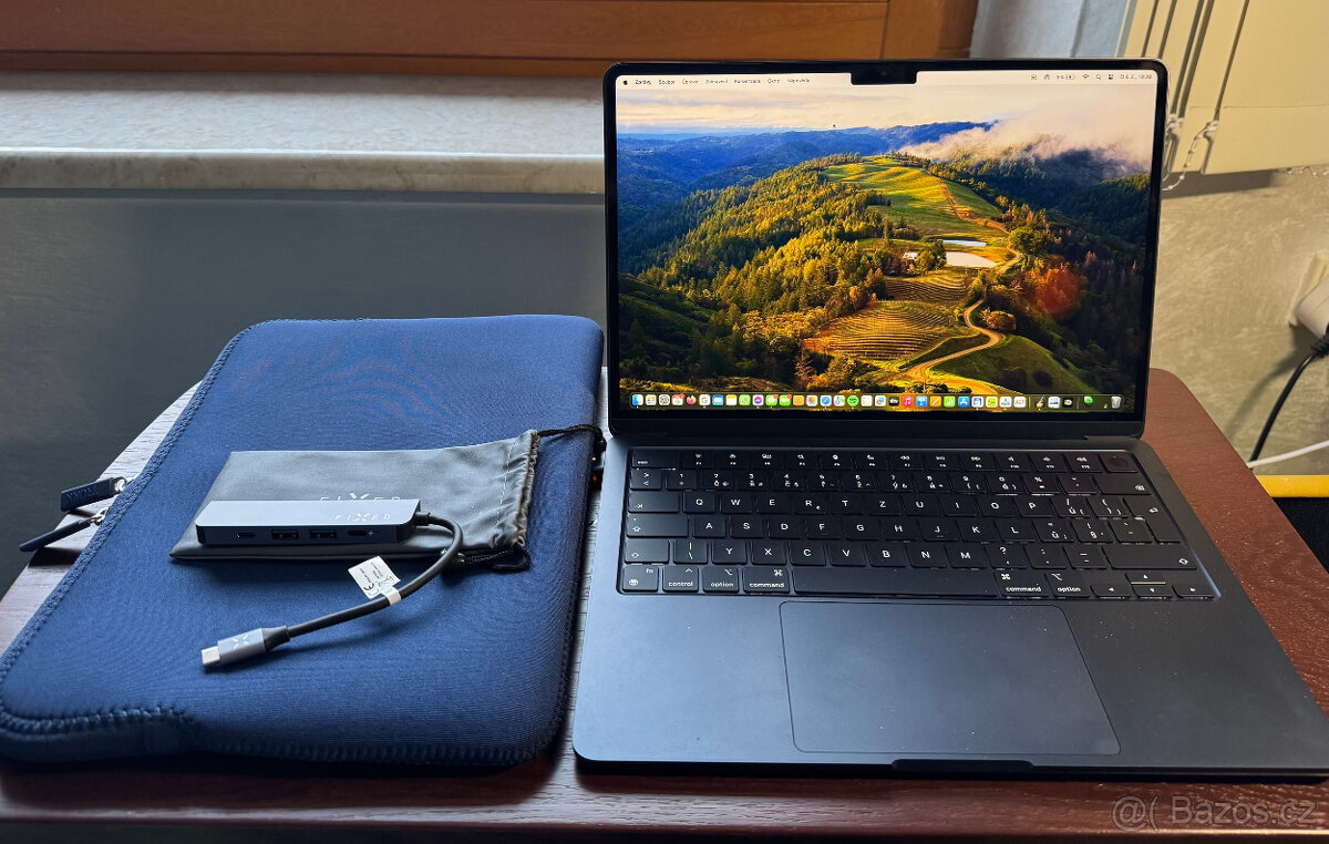 Prodám MacBook Air 13" (jako nový)