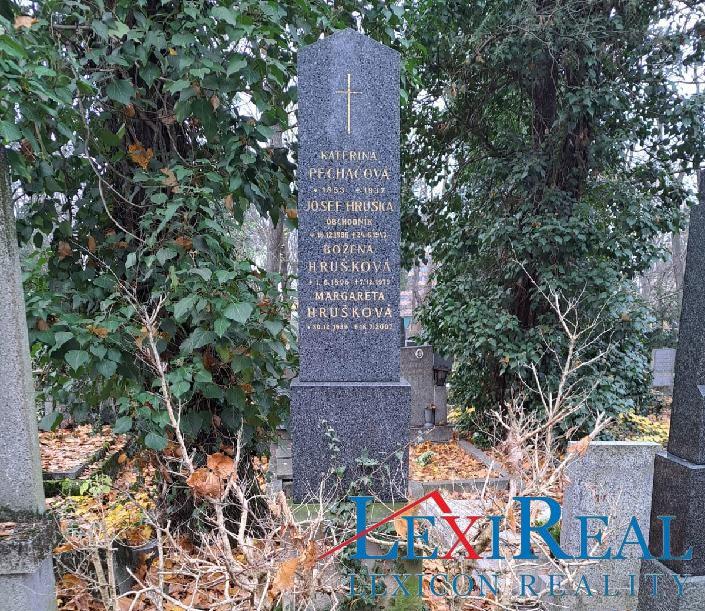 Prodej specifického typu nemovitosti - hrobové místo 3,24 m2