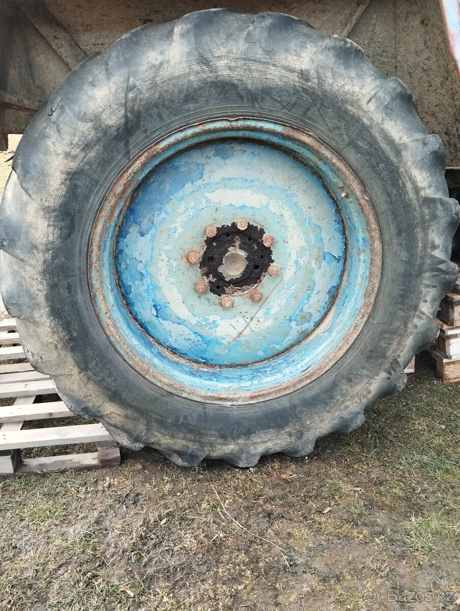 Zadni kola Zetor crystal