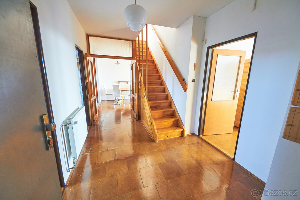 Mezonet 3+kk s balkonem a terasou, 112m2, Fetrovská Praha 6