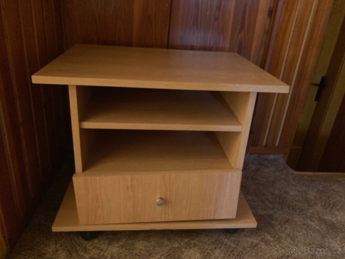 televizní stolek